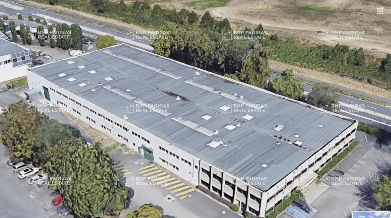 Industriel/Logistique dans Buc à vendre Photo principale– Image 1 sur 26