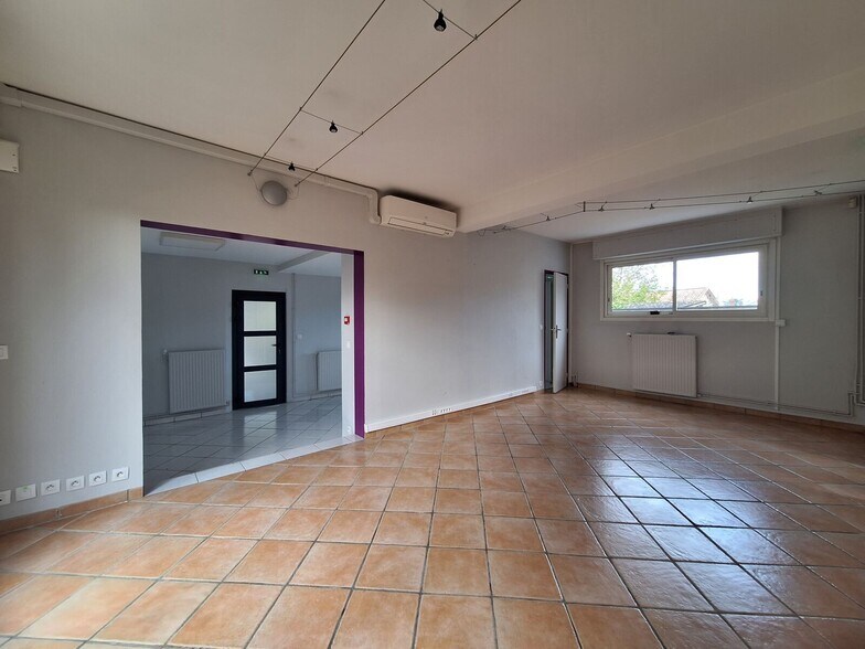 Bureau dans Cenon à vendre - Photo de l’immeuble – Image 3 sur 15