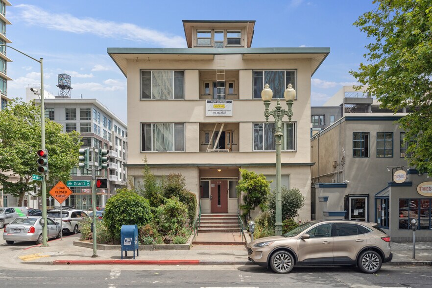 146 Grand Ave, Oakland, CA à vendre - Photo de l’immeuble – Image 3 sur 6