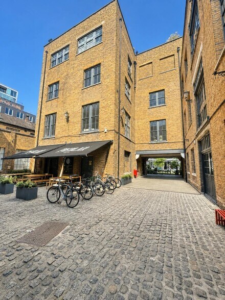 44-48 Wharf Rd, Londres à vendre - Photo de l’immeuble – Image 3 sur 7