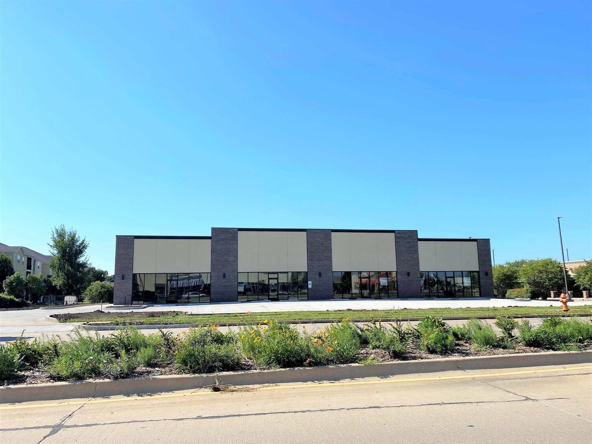 409 Town Center Blvd, Champaign, IL à vendre Photo principale– Image 1 sur 2