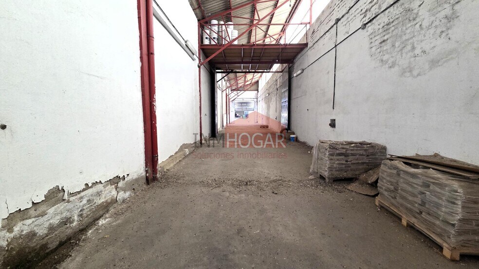 Industriel/Logistique dans Ávila, Ávila à vendre - Photo intérieure – Image 3 sur 13