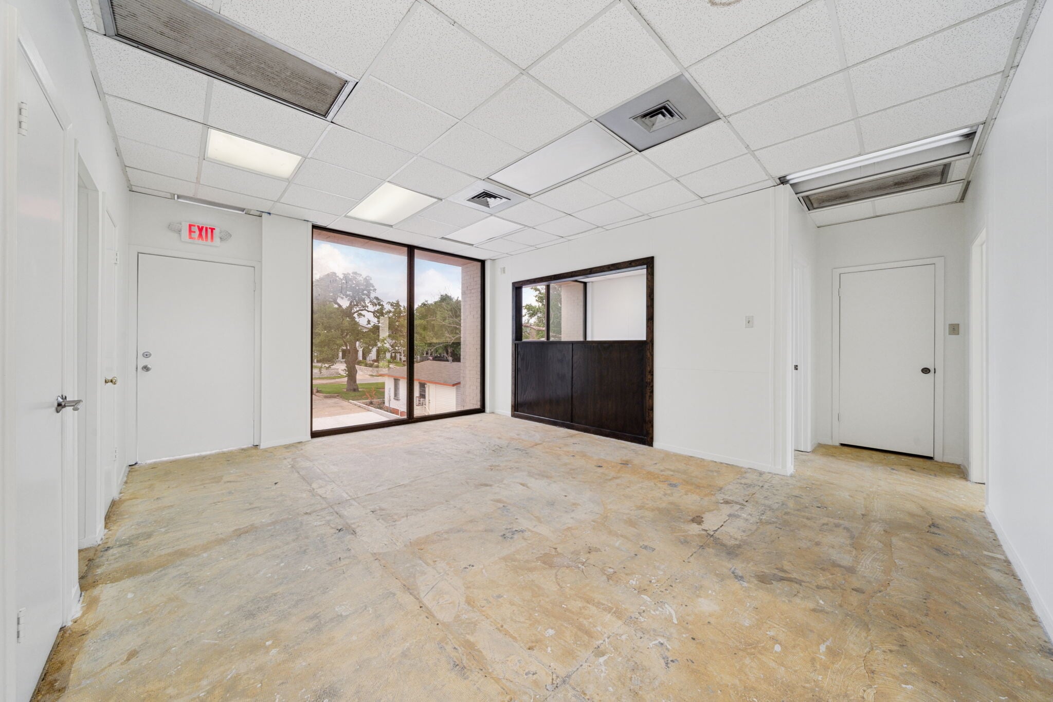 1213 N Interstate 35, Austin, TX à louer Photo intérieure– Image 1 sur 1