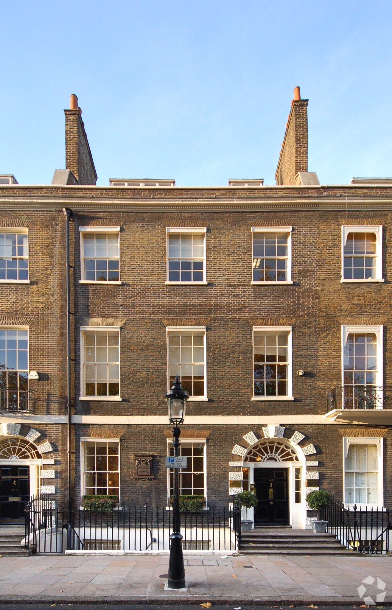22 Bedford Sq, Londres à louer Photo principale– Image 1 sur 4