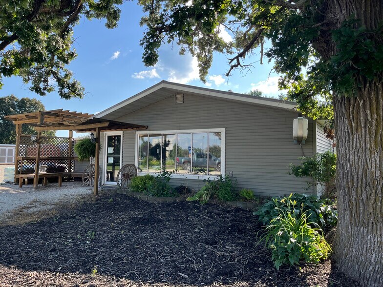 720 N Broadway St, Spring Valley, MN à vendre - Photo de l’immeuble – Image 3 sur 15