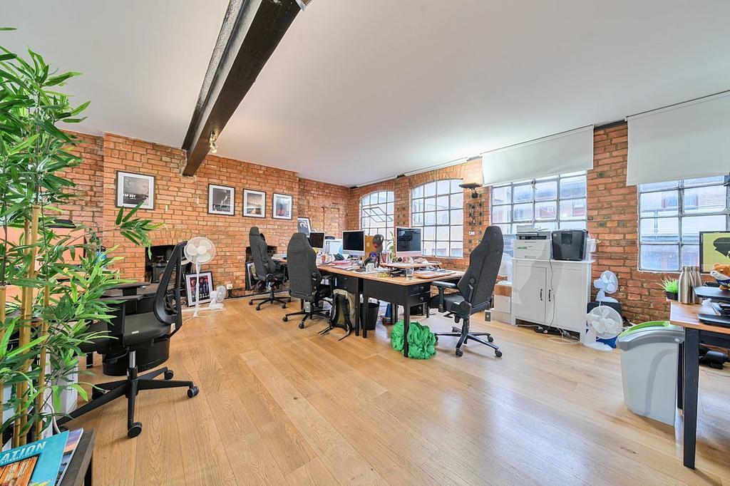 7-13 Cottons Gdns, Londres à louer Photo de l’immeuble– Image 1 sur 29