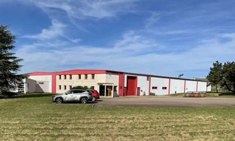 Local d’activités dans Sainte-Marie-aux-Chênes à louer Photo de l’immeuble– Image 1 sur 7
