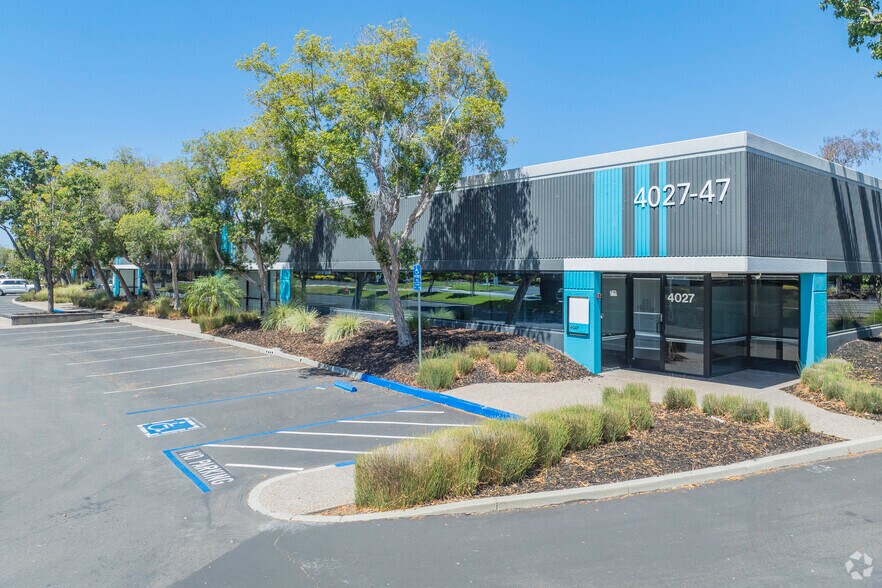 4027-4047 Clipper Ct, Fremont, CA à louer - Photo principale – Image 1 sur 7
