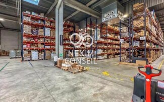 Plus de détails pour Bureau, Industriel/Logistique à louer