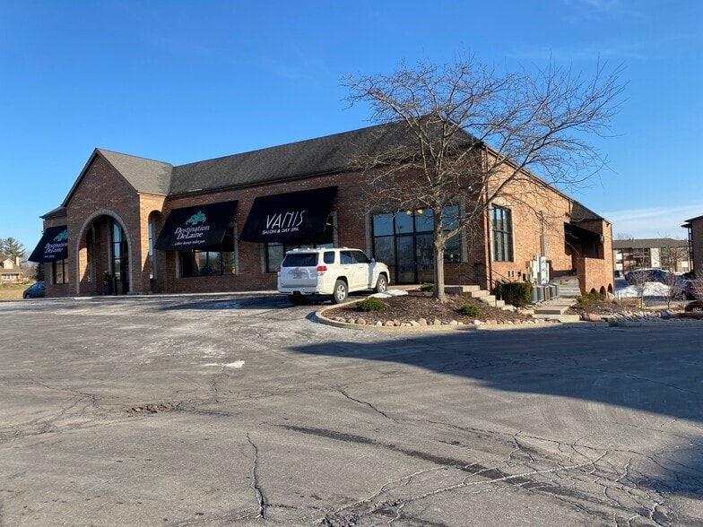 1620 Country Club Rd, Valparaiso, IN à louer - Photo principale – Image 1 sur 18