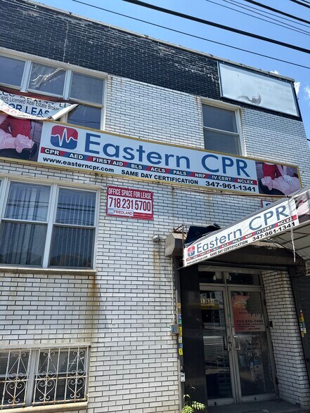 1334 E Gun Hill Rd, Bronx, NY à louer - Photo de l’immeuble – Image 2 sur 2