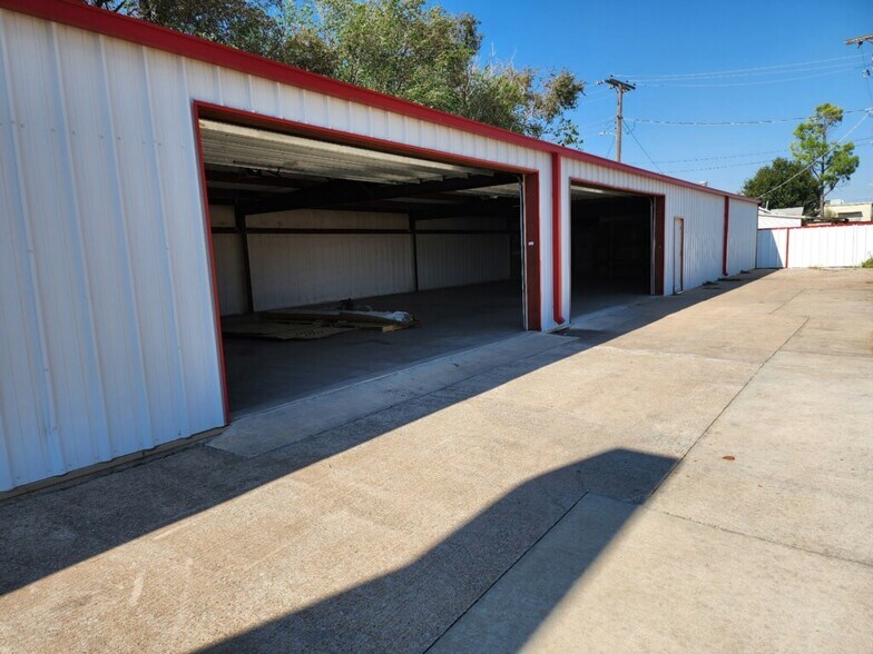 2307 SW I Ave, Lawton, OK à louer - Photo de l’immeuble – Image 2 sur 8