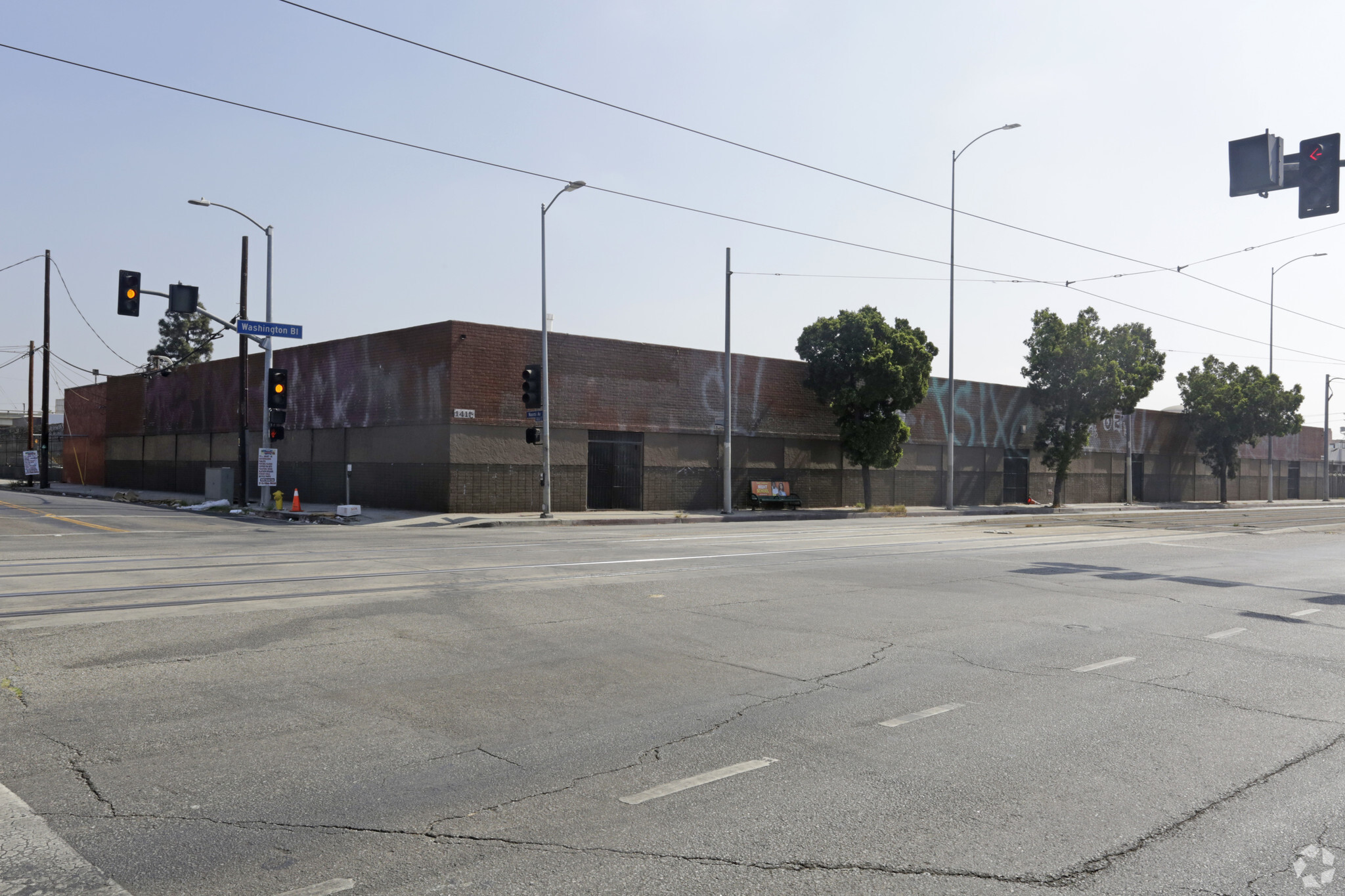 1418 E 18th St, Los Angeles, CA à louer Photo principale– Image 1 sur 14