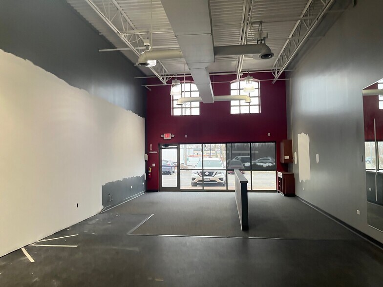 23915 Main St, Plainfield, IL à louer - Photo de l’immeuble – Image 3 sur 7