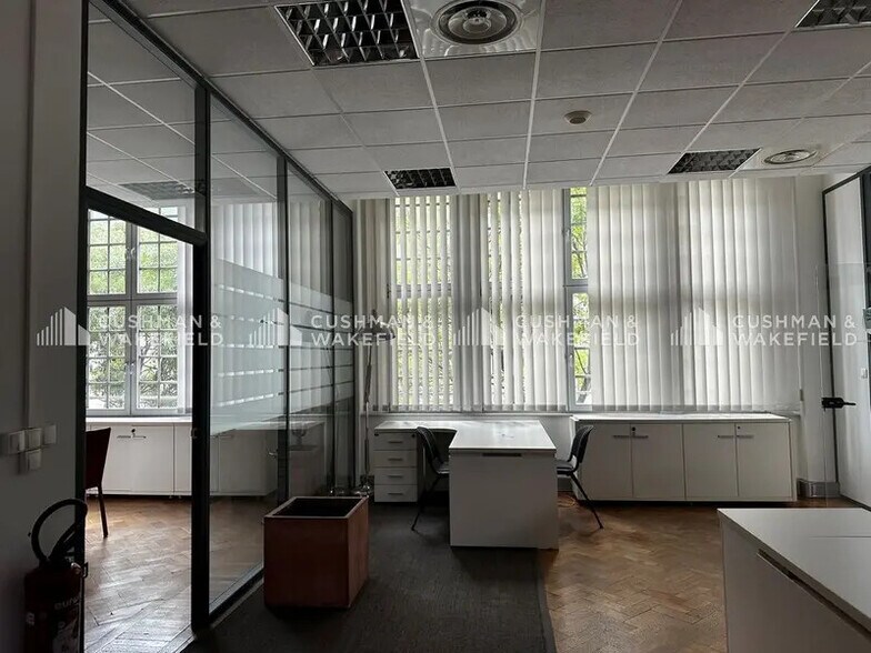 Bureau dans Strasbourg à louer - Photo intérieure – Image 3 sur 12