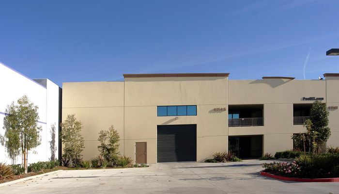 41145 Raintree Ct, Murrieta, CA à vendre - Photo de l’immeuble – Image 1 sur 12