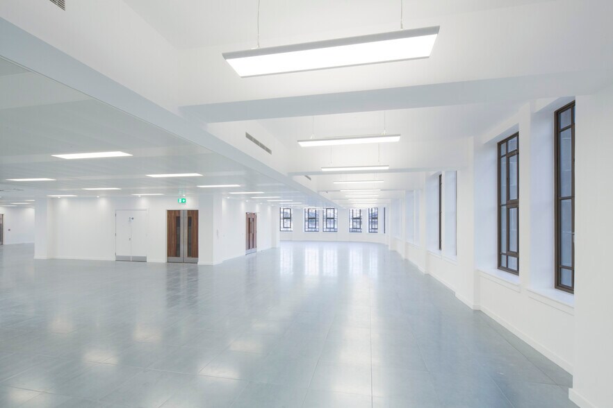 100 Queen St, Glasgow à louer - Photo de l’immeuble – Image 3 sur 4