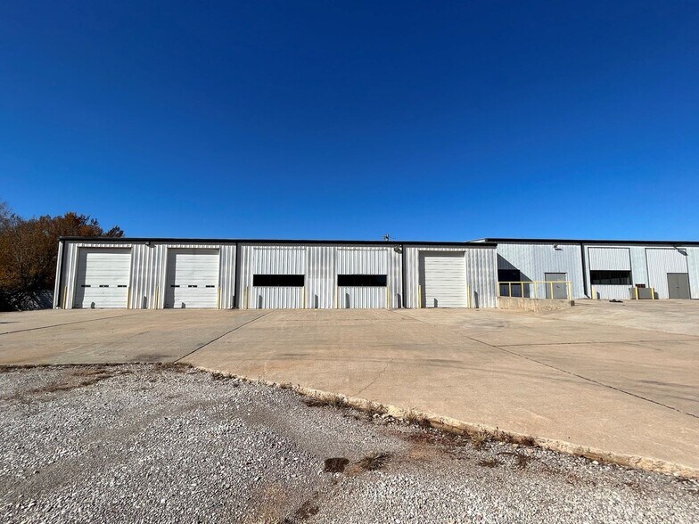 41901 Wolverine Rd, Shawnee, OK à vendre - Photo de l’immeuble – Image 2 sur 8