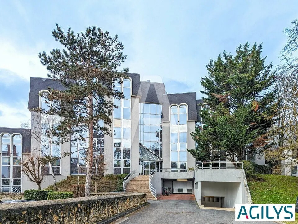 Bureau dans Orsay à louer Photo de l’immeuble– Image 1 sur 9