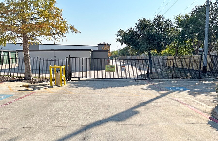 17402 O'Connor Rd, San Antonio, TX à louer - Photo de l’immeuble – Image 3 sur 3