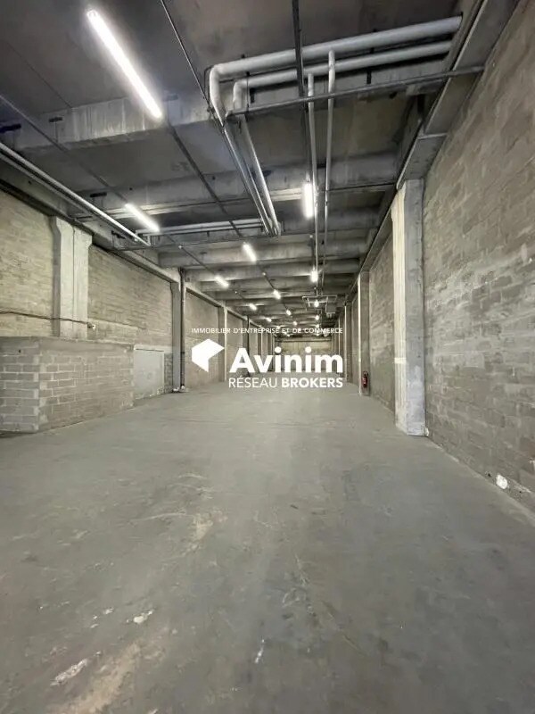 Industriel/Logistique dans Garges-lès-Gonesse à louer Photo intérieure– Image 1 sur 3