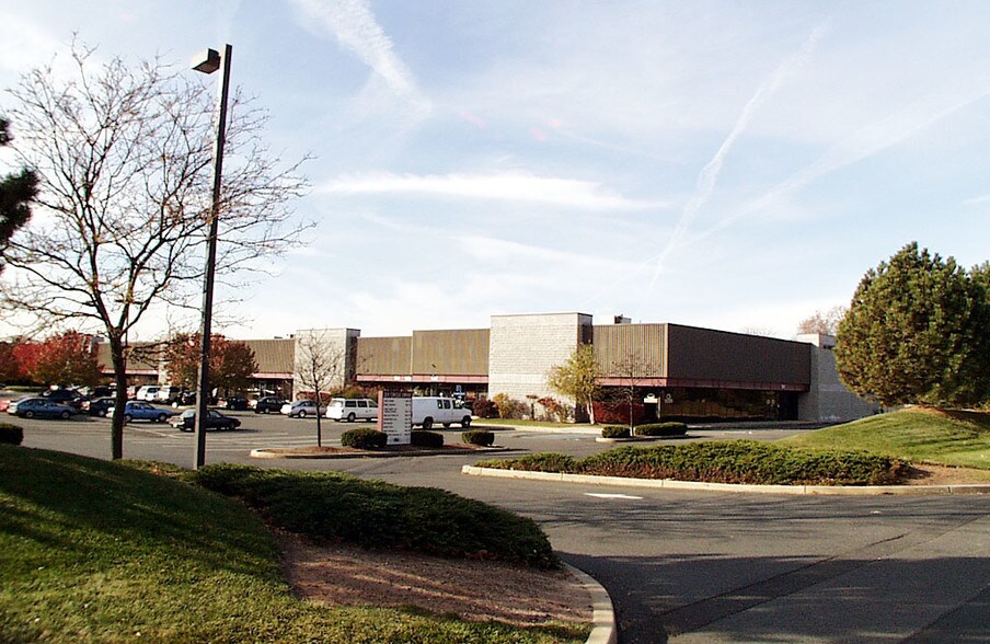 201 Circle Dr N, Piscataway, NJ à louer - Photo de l’immeuble – Image 3 sur 18