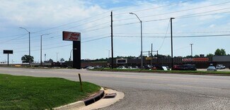 Plus de détails pour 601-621 W Grand Ave, Chickasha, OK - Local commercial à vendre