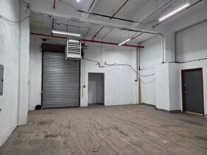 90 Dayton Ave, Passaic, NJ à louer Photo intérieure– Image 2 sur 4