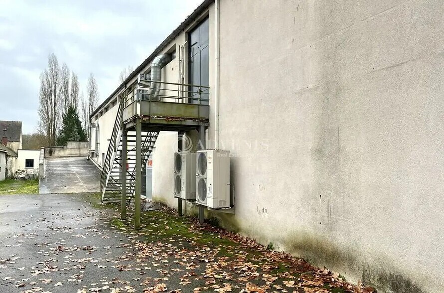 Bureau dans Avon à louer - Photo de l’immeuble – Image 3 sur 3