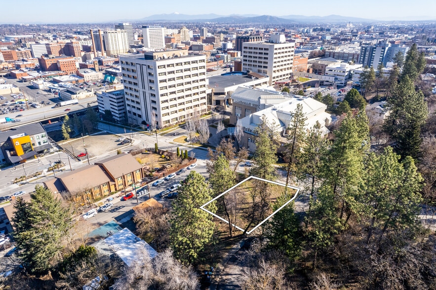 528 Monroe St, Spokane, WA à vendre - Aérien – Image 1 sur 3