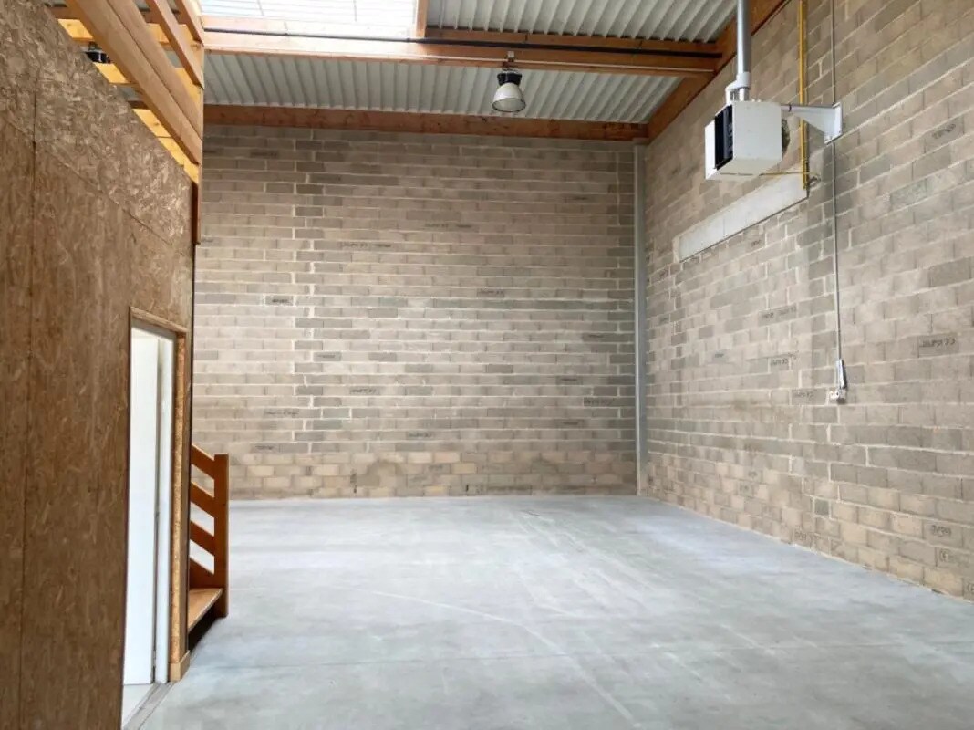 Bureau dans Gellainville à louer Photo intérieure– Image 1 sur 7