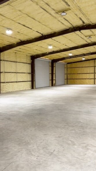 2023 H O Mills hwy, Port Arthur, TX à louer - Vidéo sur l’annonce professionnelle – Image 2 sur 19
