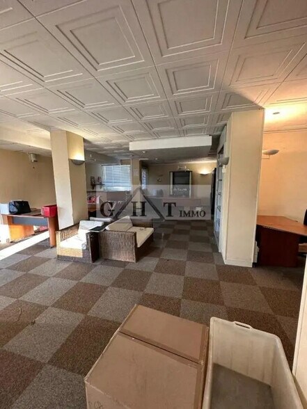 Bureau dans Les Lilas à vendre - Photo de l’immeuble – Image 2 sur 28