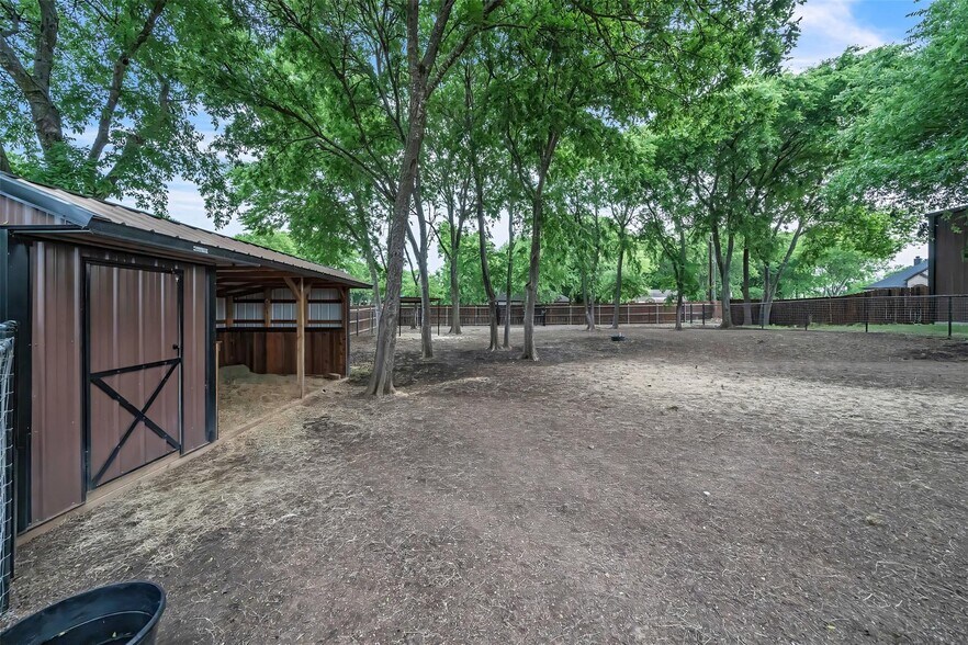 7839 Blanchard Way, Fort Worth, TX à vendre - Photo de l’immeuble – Image 2 sur 40