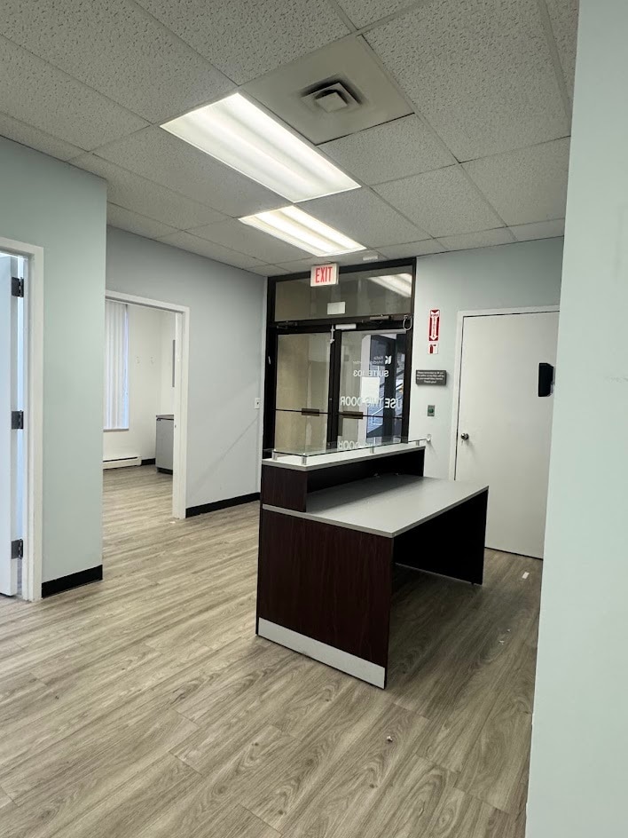 690 Kinderkamack Rd, Oradell, NJ à louer Photo intérieure– Image 1 sur 12