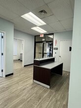 690 Kinderkamack Rd, Oradell, NJ à louer Photo intérieure– Image 1 sur 12