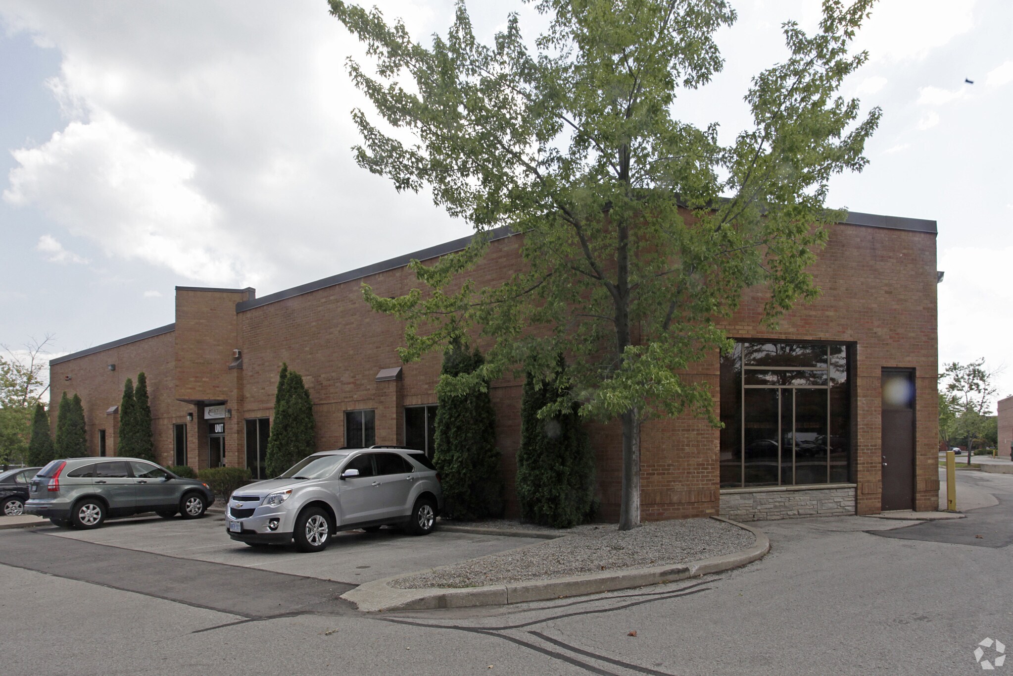 3131 Pepper Mill Ct, Mississauga, ON à louer Photo principale– Image 1 sur 3