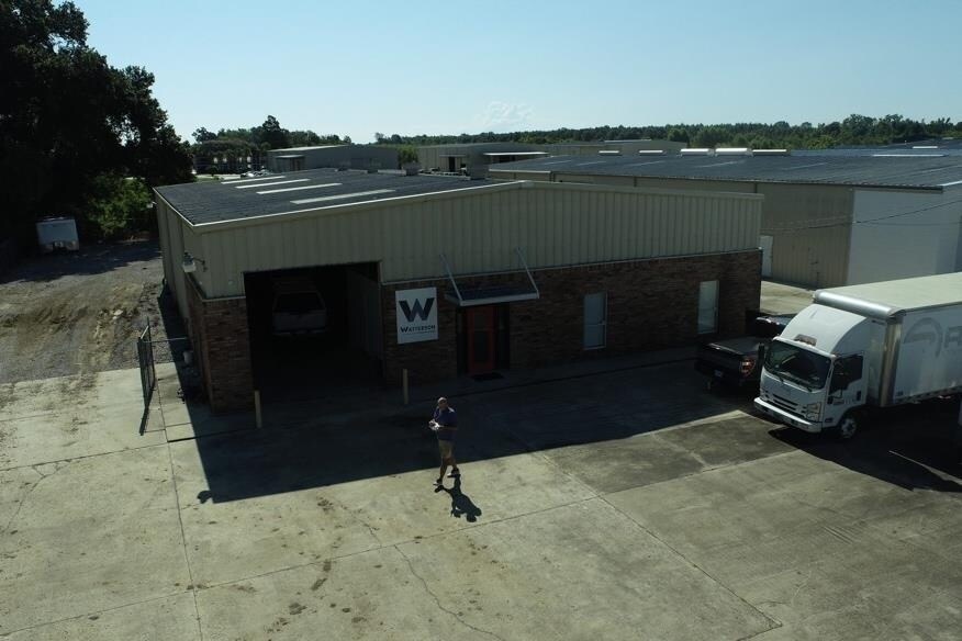 2708 S Ruby Ave, Gonzales, LA à louer - Photo de l’immeuble – Image 2 sur 13