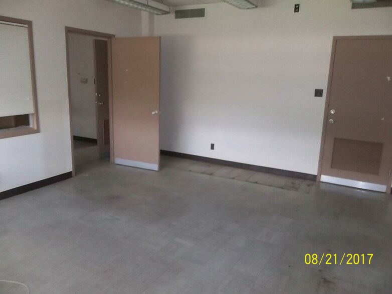 109 W Wellington St, Carthage, TX à louer - Photo intérieure – Image 3 sur 3