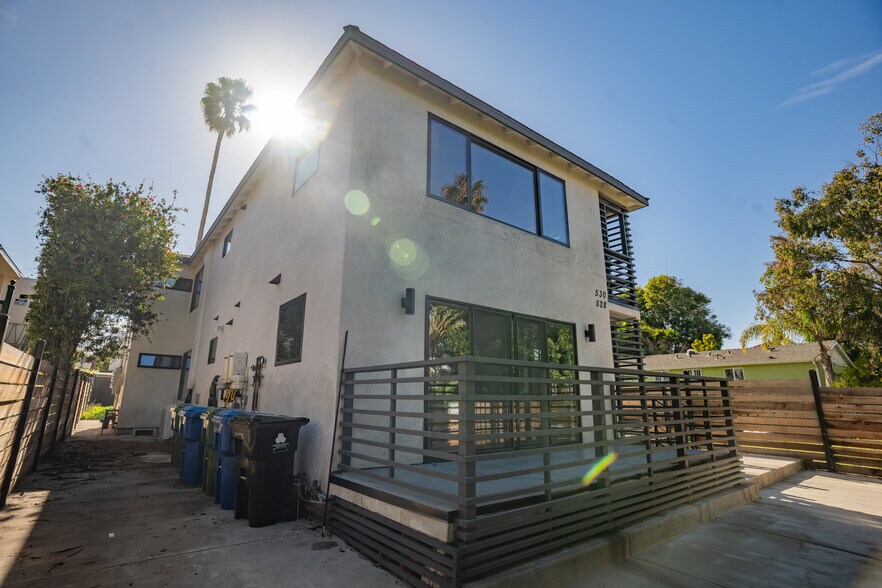 528 Westminster Ave, Venice, CA à vendre - Photo de l’immeuble – Image 2 sur 25