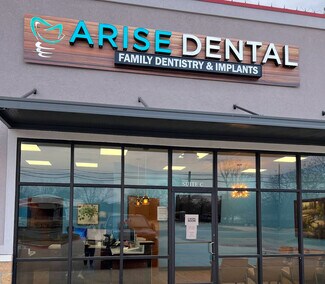 Plus de détails pour 2821 Highway 31, Tyler, TX - Local commercial à louer