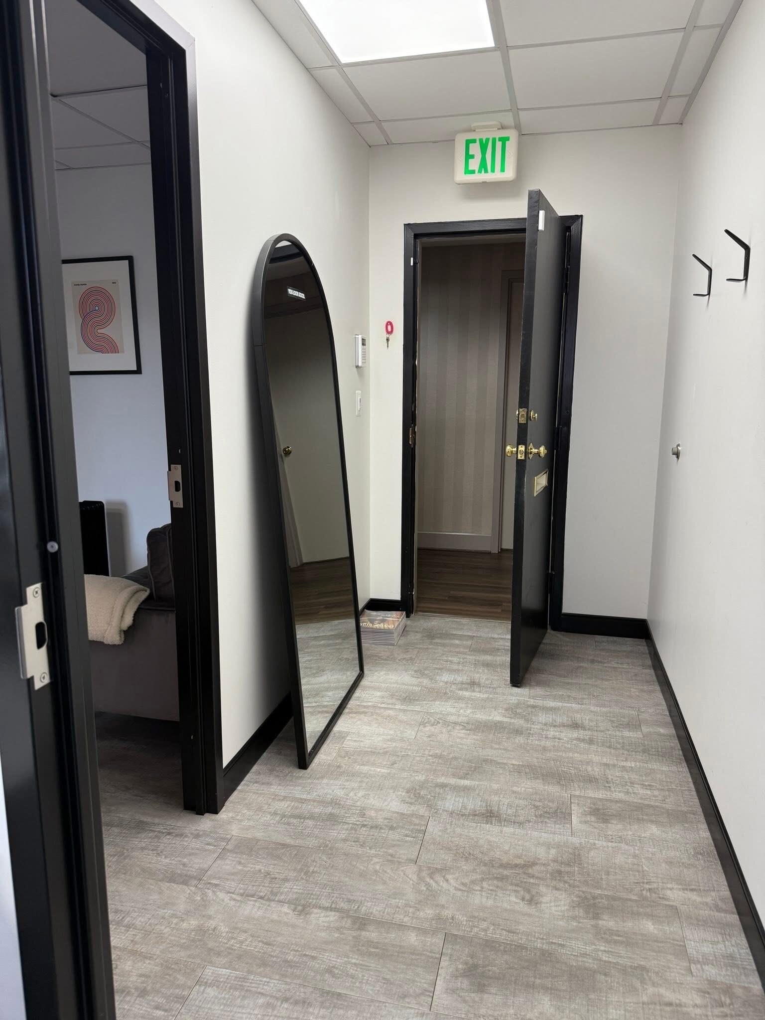 313 Park Ave, Falls Church, VA à louer Photo de l’immeuble– Image 1 sur 8