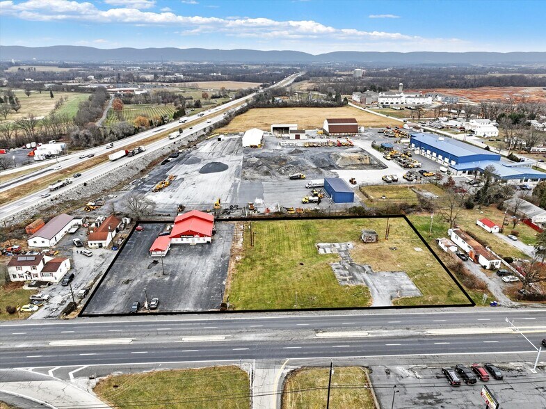 1832 W Trindle Rd, Carlisle, PA à vendre - Aérien – Image 1 sur 9