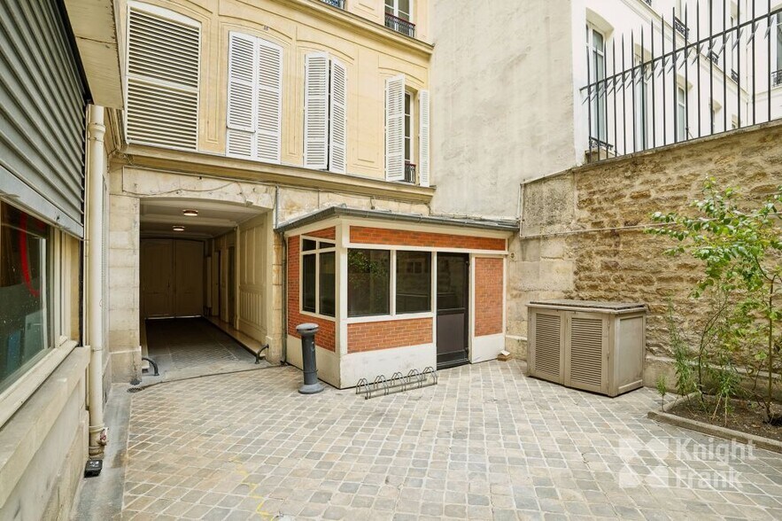 39 Rue Des Mathurins, Paris à louer - Photo de l’immeuble – Image 3 sur 9