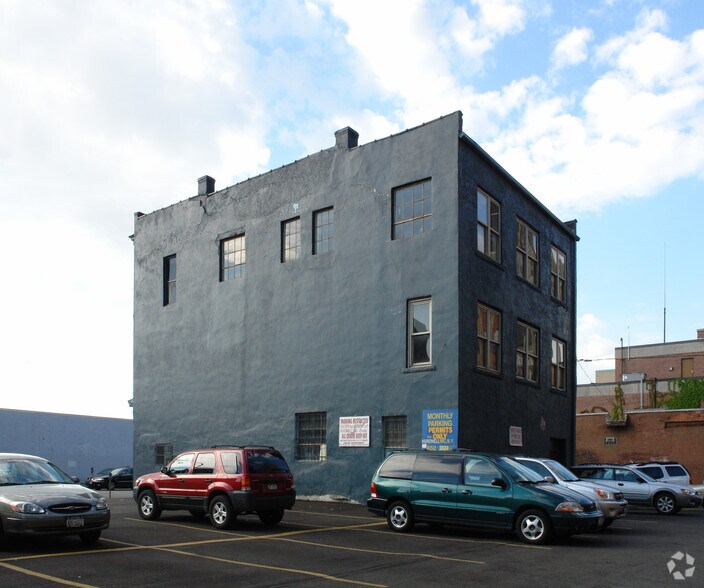348 Ellicott St, Buffalo, NY à vendre - Photo de l’immeuble – Image 2 sur 2