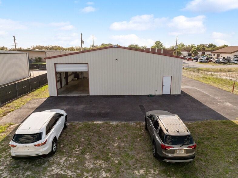 18820 Sakera Rd, Hudson, FL à vendre - Photo de l’immeuble – Image 2 sur 41