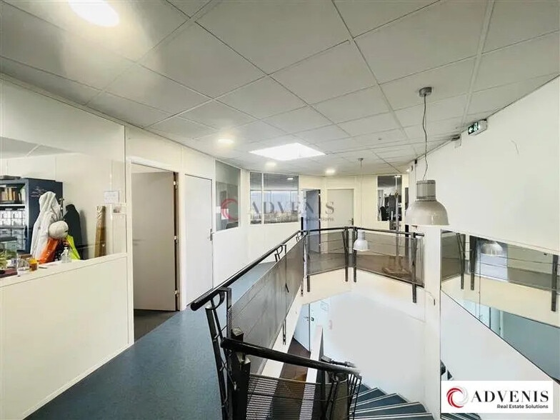 Bureau dans Gradignan à louer - Photo intérieure – Image 1 sur 12