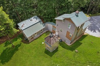 Plus de détails pour 375 Deerfield Dr, Dahlonega, GA - Logement à vendre