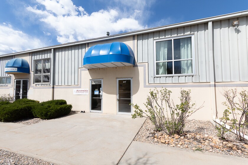 217 12th St SW, Loveland, CO à vendre - Photo principale – Image 1 sur 21