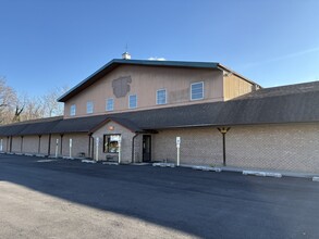 69 Route 130, Bordentown, NJ à louer Photo intérieure– Image 2 sur 9